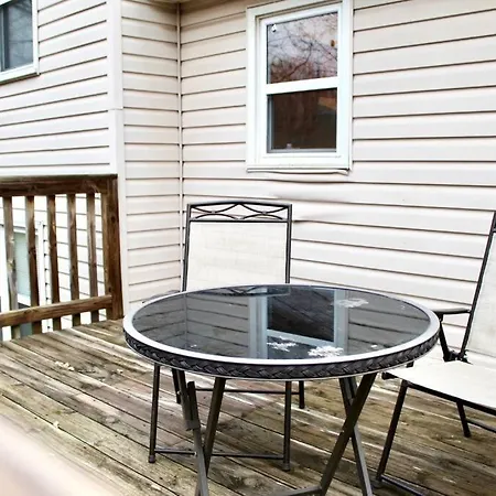 Beautiful And Cozy Olathe Home. Exterior photo