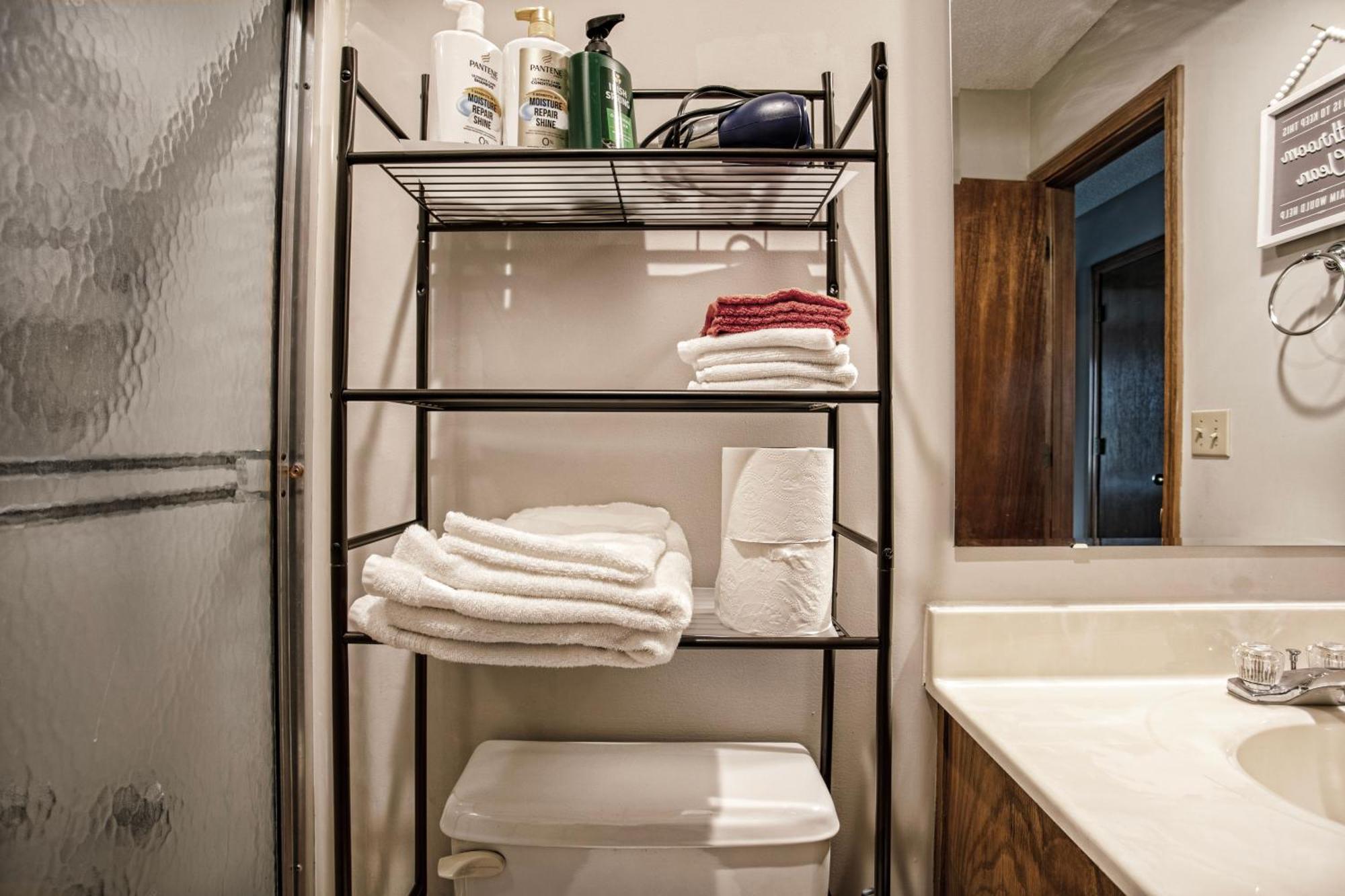 Beautiful And Cozy Home. Ferienhaus Olathe