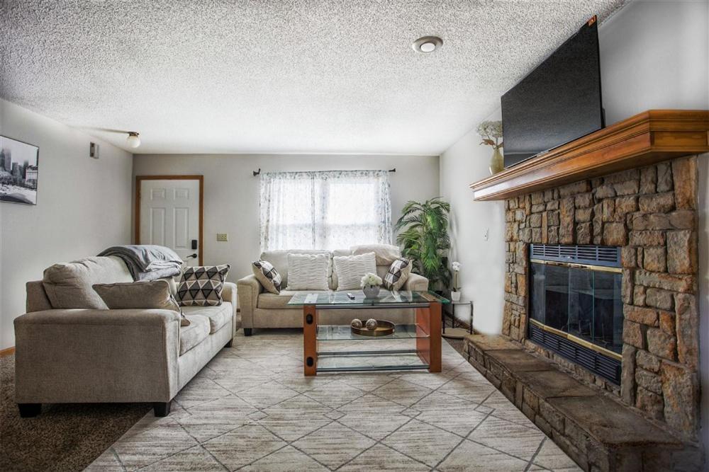 Ferienhaus Beautiful And Cozy Home. Olathe