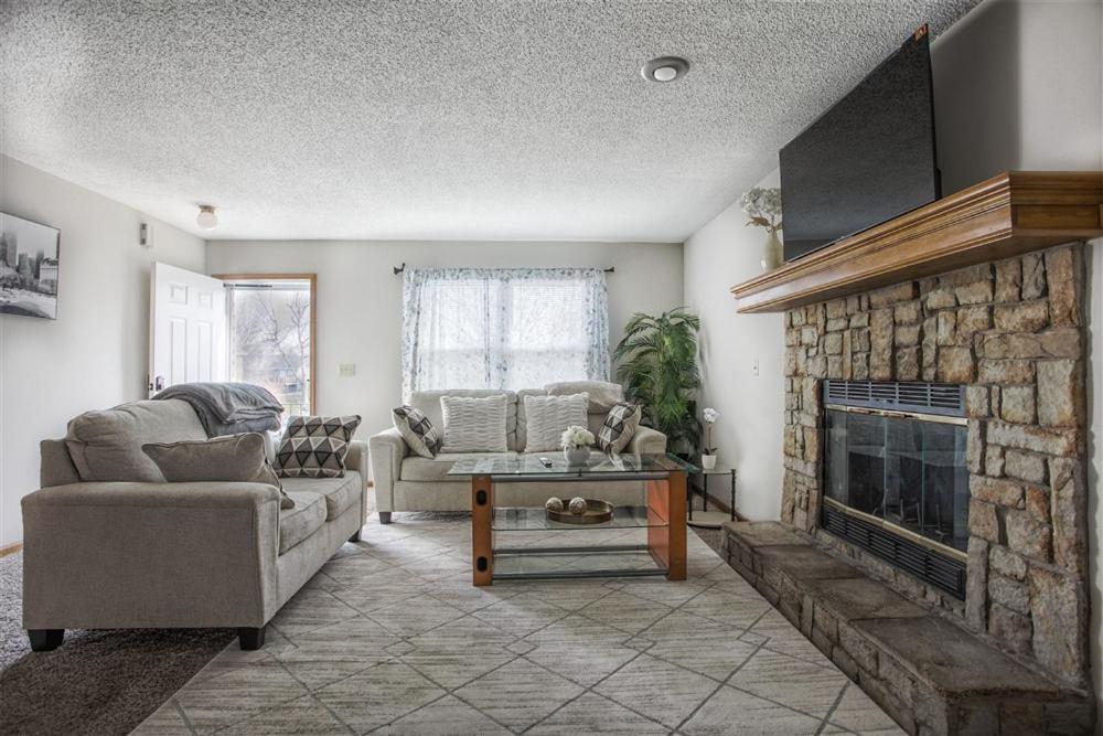 Ferienhaus Beautiful And Cozy Home. Olathe